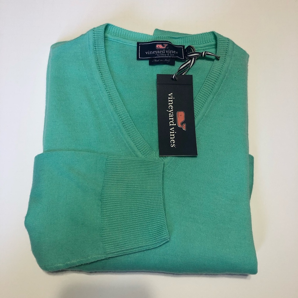 Vineyard Vines V-neck Sweater